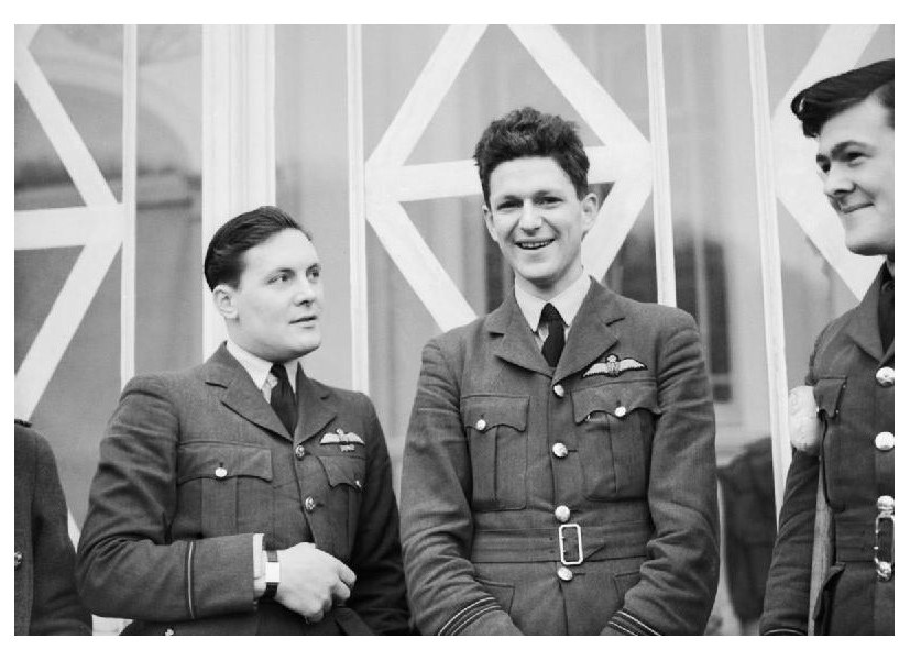 Battle of Britain 80th Anniversary special edition of the Airfix and Corgi Aerodrome blog