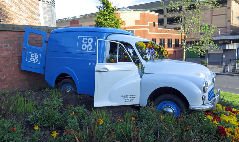 Morris Minor 70 years on the Corgi Die-cast Diaries blog