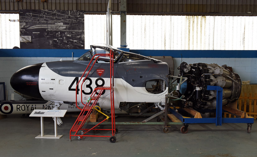 de Havilland Sea Venom FAW.22 on Airfix and Corgi Aerodrome