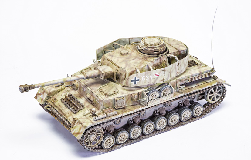 Latest Airfix large scale German Panzer IV Ausf H A1351 on the Airfix Workbench blog