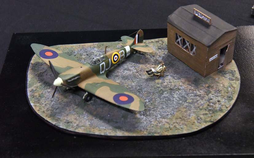Airfix Spitfire Starter Set challenge with IPMS Lancashire on the Airfix Workbench blog