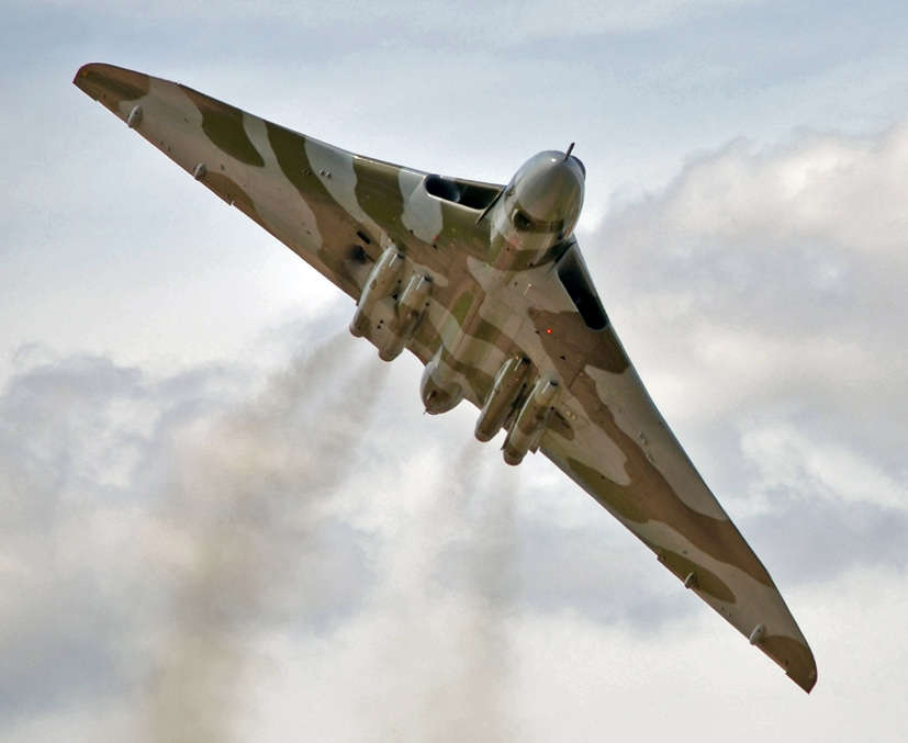 Airfix Avro Vulcan B2 XH558 readers pictures Special edition on the Airfix and Corgi Aerodrome blog