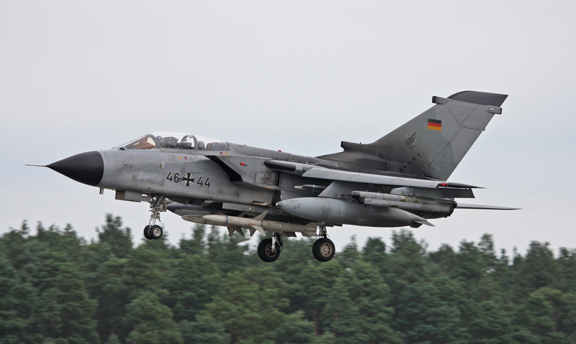 Classic British jet aviation heritage takes centre stage at Bruntingthorpe on the Airfix and Corgi Aerodrome blog