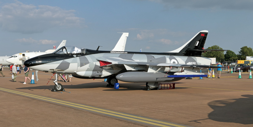 Exclusive Hawker Hunter Aviation open day 2005 review on Airfix and Corgi Aerodrome