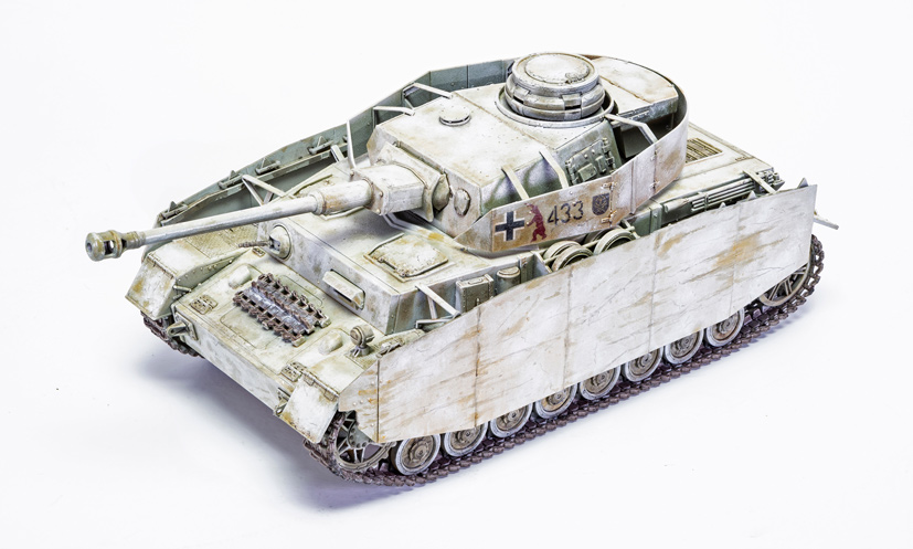 Latest Airfix large scale German Panzer IV Ausf H A1351 on the Airfix Workbench blog